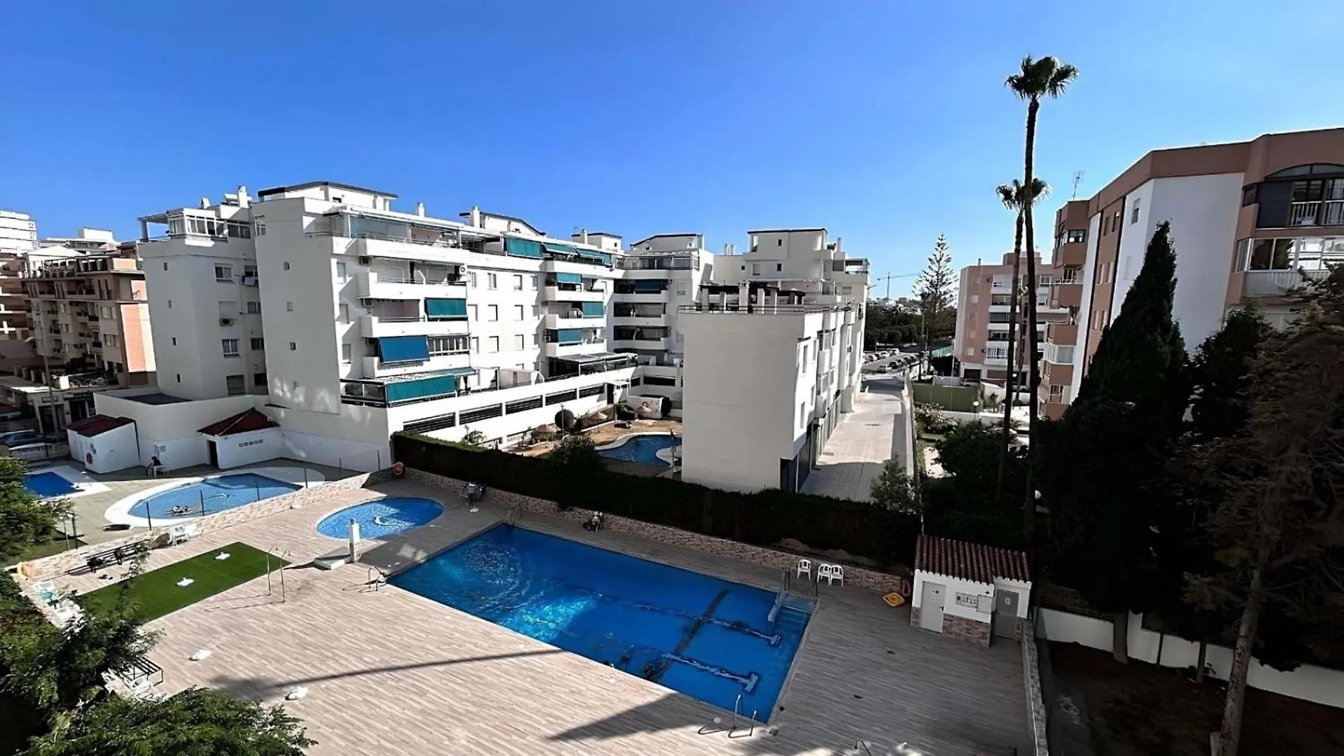 Sweet Olive Apartamento Con Terraza A Pie De Playa Torre Del Mar